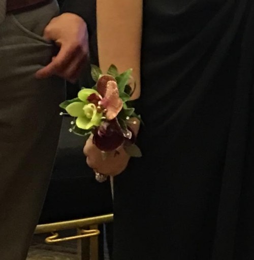 prom flowers for burgundy dress